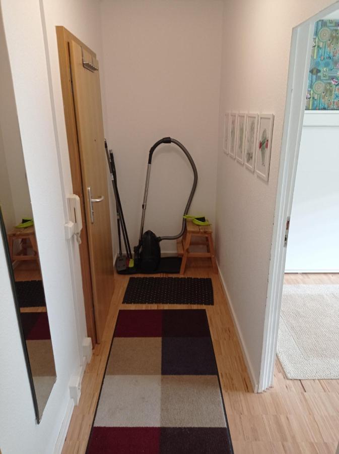 Ferienwohnung Fuer 1-3 Personen In Berlin, Naehe U Friedrichsfelde Exterior photo